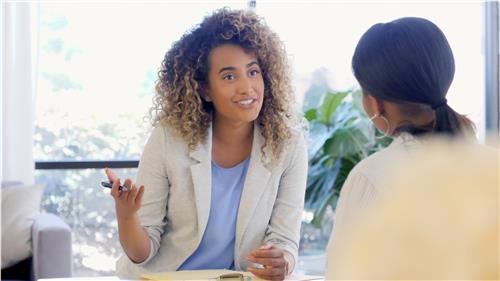 Employee receiving assistance
